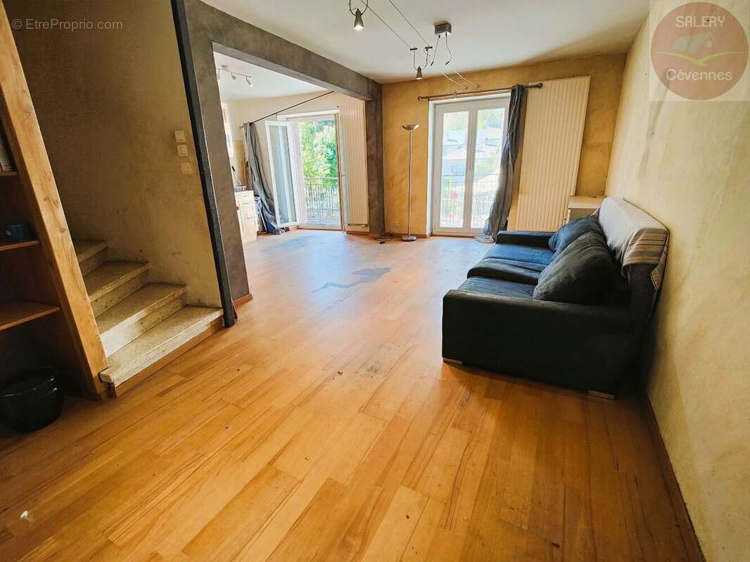 Maison à MEYRUEIS