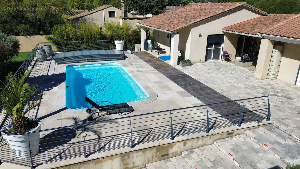 Maison à RIBAUTE-LES-TAVERNES