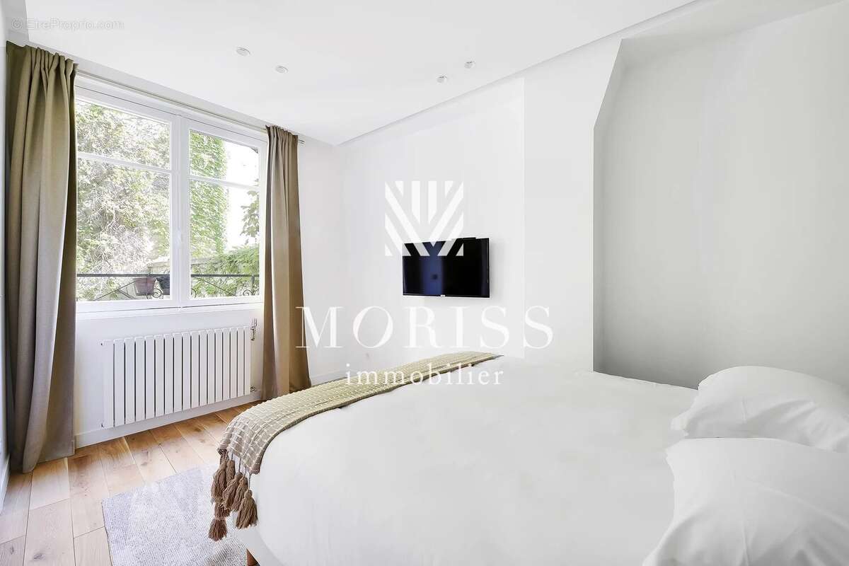 Appartement à PARIS-10E