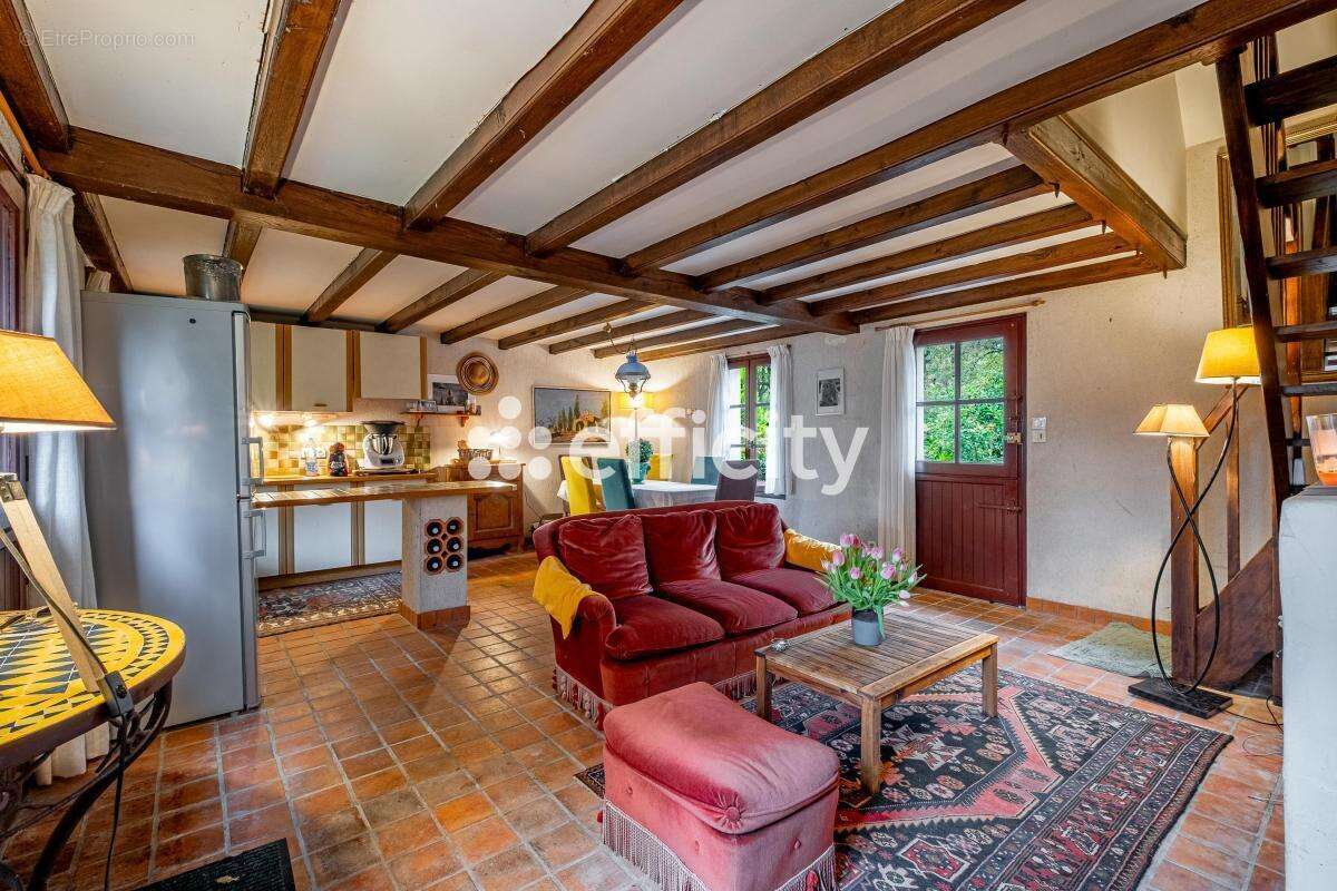 Maison à SAINT-LYPHARD