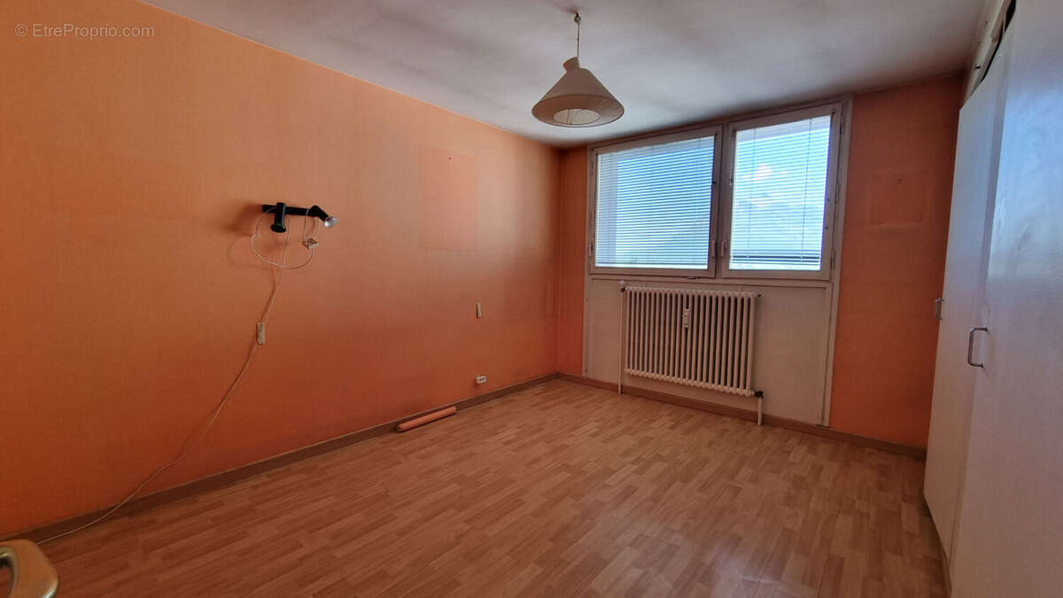 Appartement Cluses 5 pièce(s) 133 m2 - photo 11
