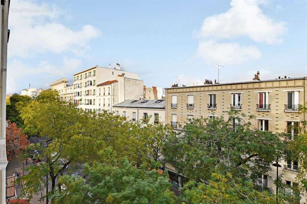 Appartement à PARIS-20E