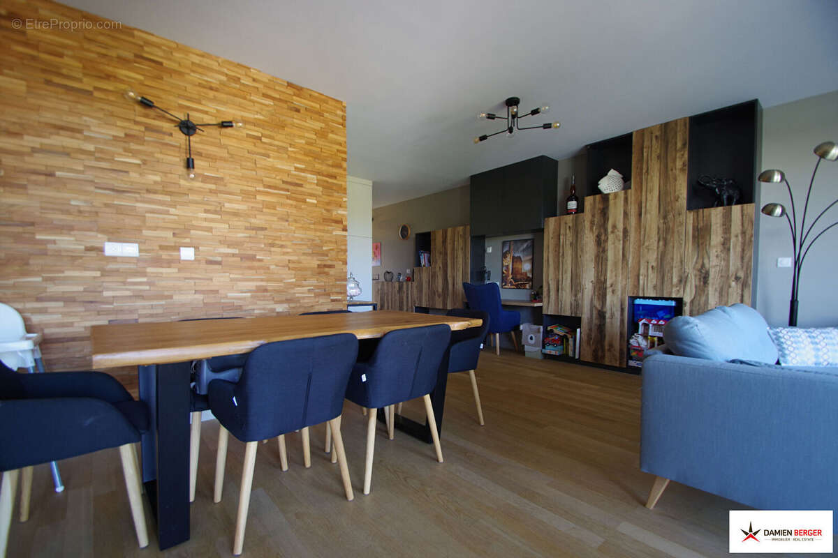 La Ville en Bois - Grand appartement T3 en dernier étage. - photo 9