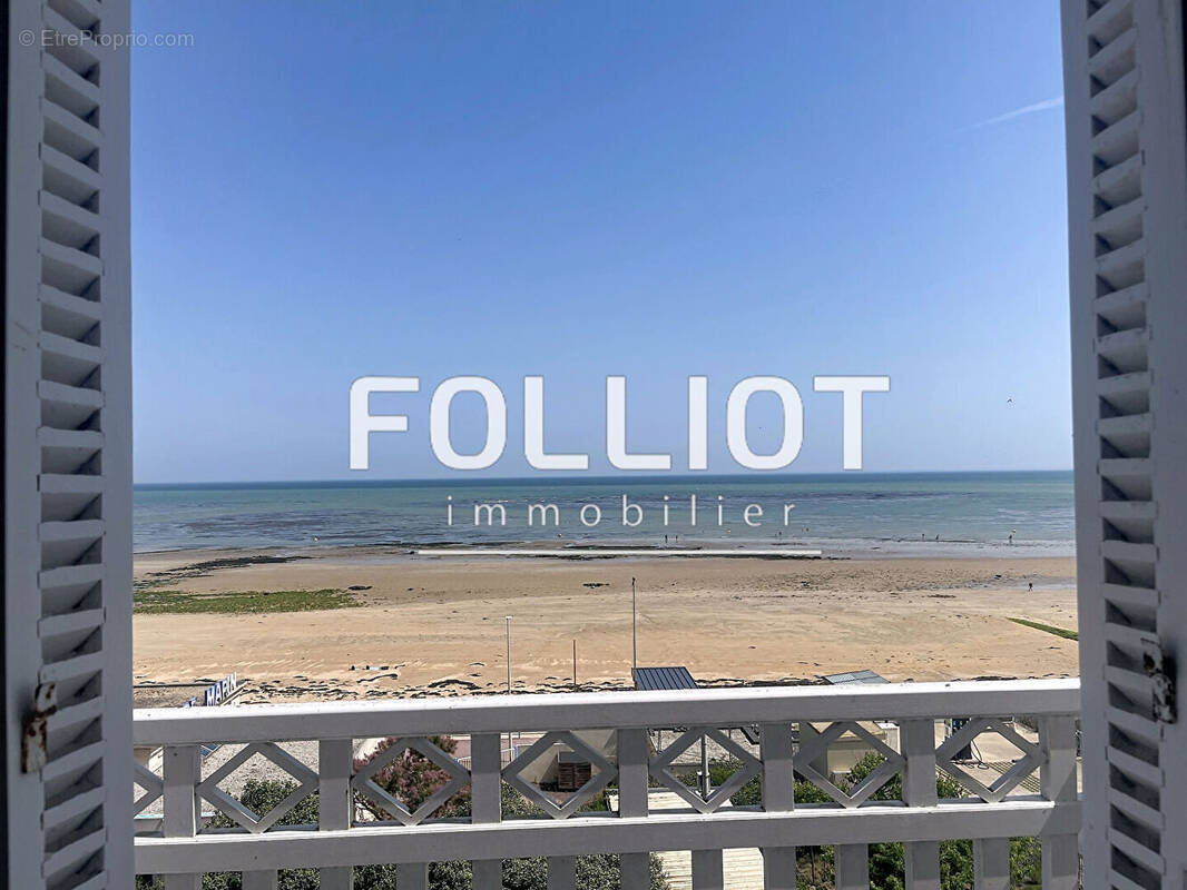 Appartement à LUC-SUR-MER
