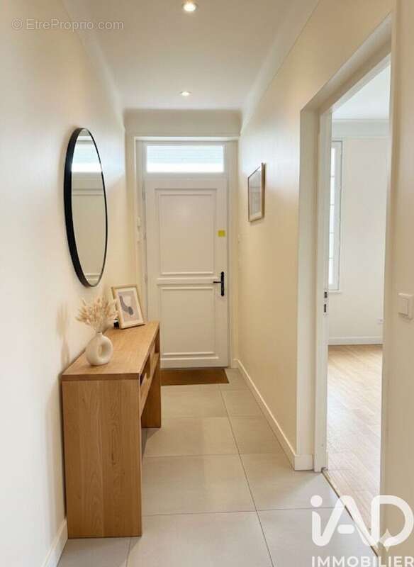 Maison 191 m² à Saisseval  - photo 8