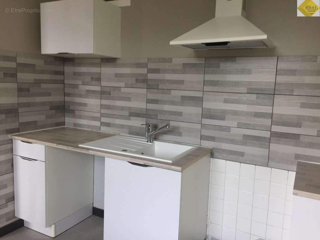 Maison à YZEURES-SUR-CREUSE