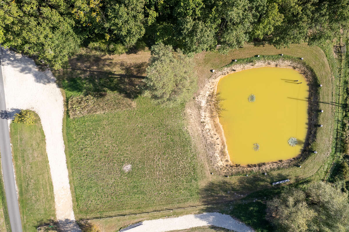 THÉNIOUX (18100) - Propriété de caractère avec parc, étang et dépendances - photo 15