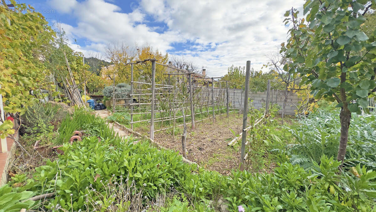 Maison à LA VALETTE-DU-VAR