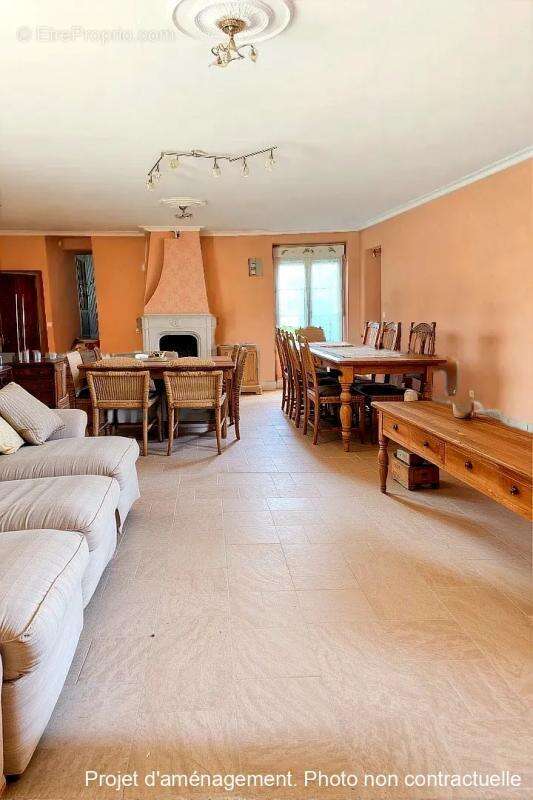 Maison à SAVIGNE-L&#039;EVEQUE