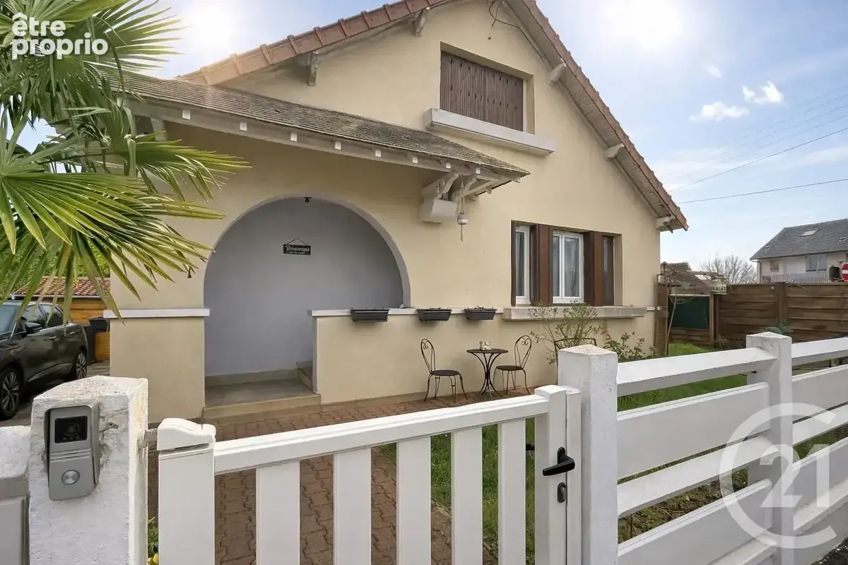 Maison 4 pièces 71 m² à vendre à Chartres (28000) - photo 2