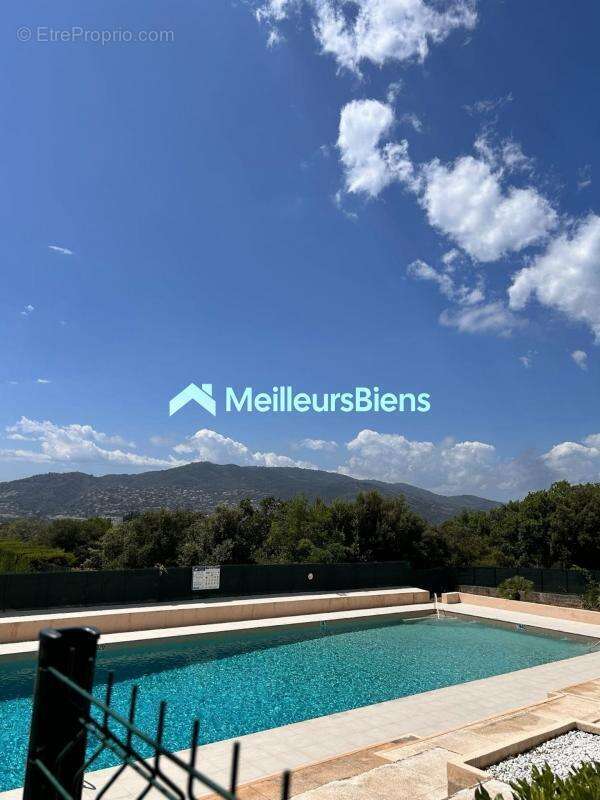 Appartement à LE CANNET