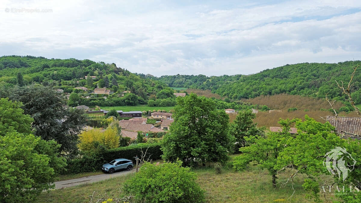 Terrain à PARNANS