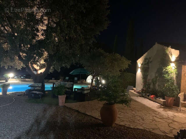 LA CIOTAT VUE MER   Quartier du Baguier   Propriété d'exception avec vue mer - photo 15
