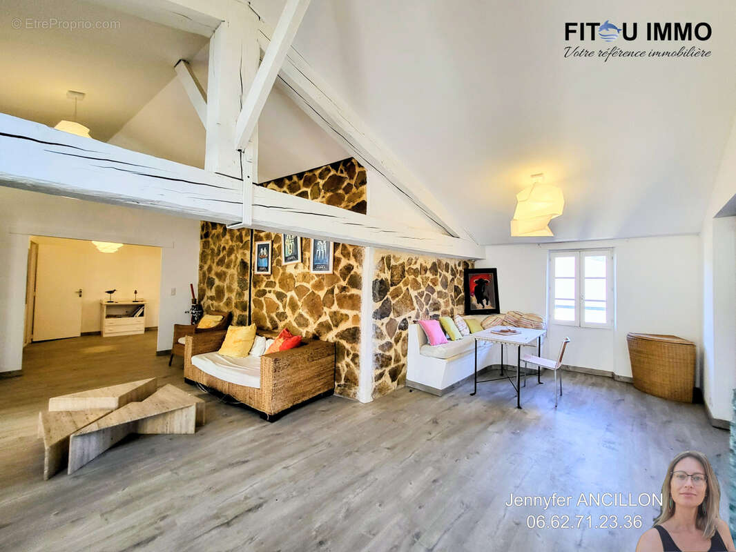 Maison de village 214 m2   3 niveaux   Garage 90 m2   Terrasse   Fitou - photo 16