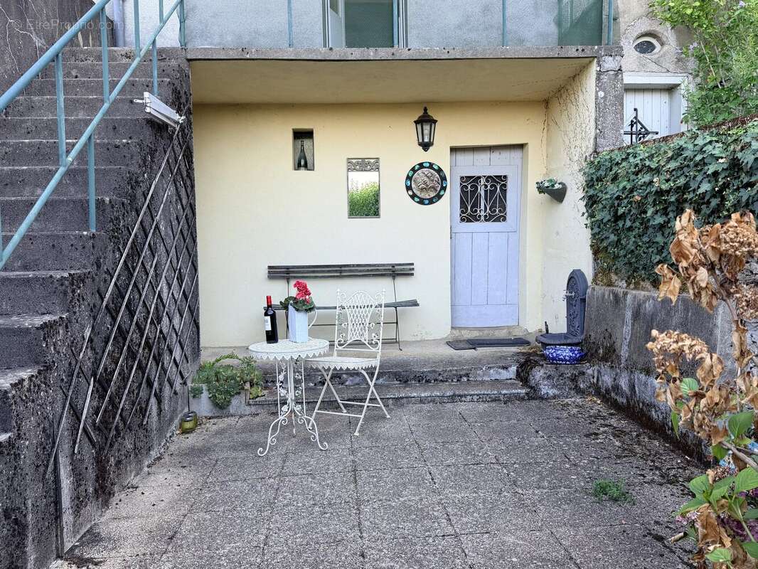 Superbe maison de ville offrant des espaces et des pièces insoupçonnés - photo 16
