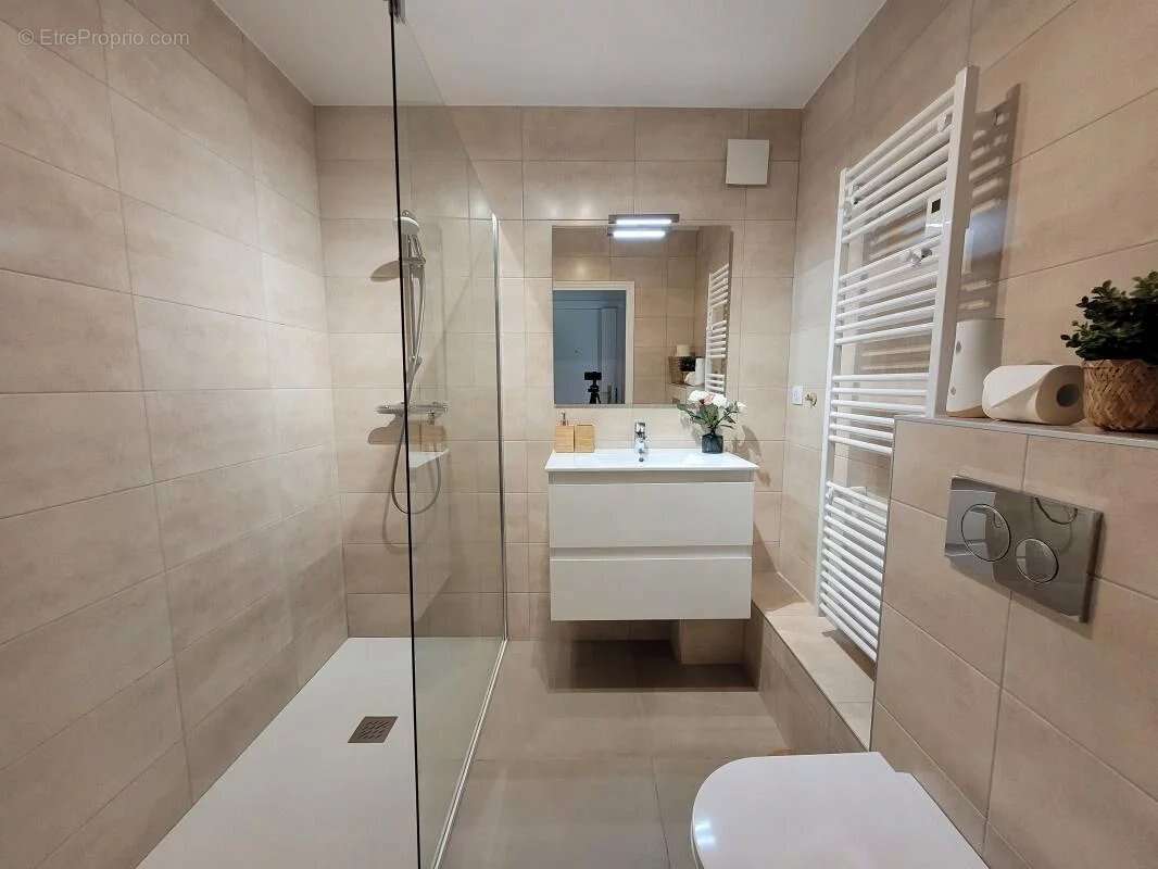 Appartement à LE CANNET