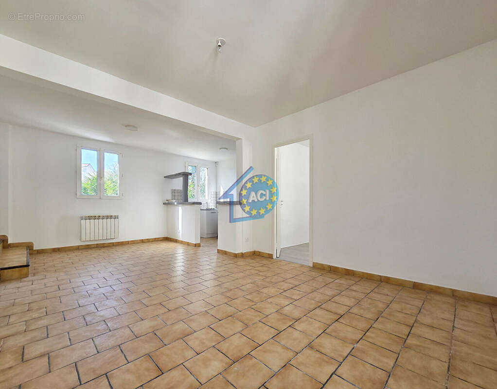 Appartement à MANTES-LA-JOLIE