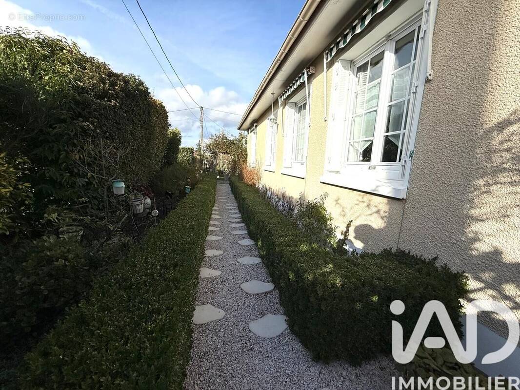 Photo 1 - Maison à NANTEUIL-LES-MEAUX