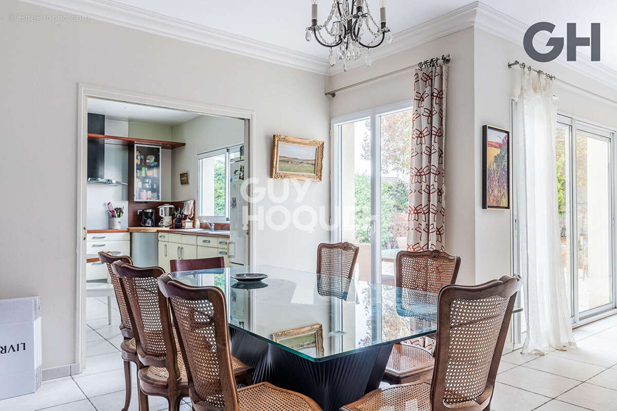 Maison à SOISY-SUR-SEINE