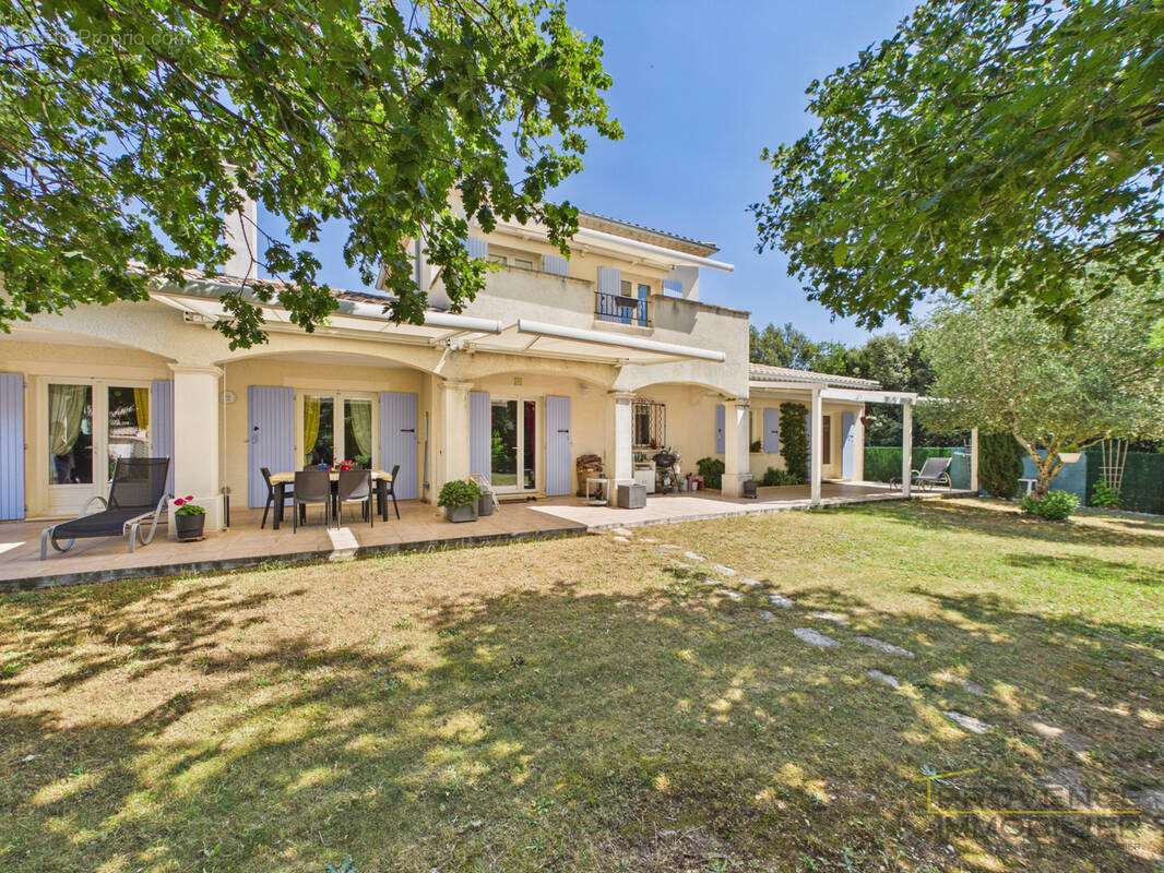 Maison à GRIGNAN