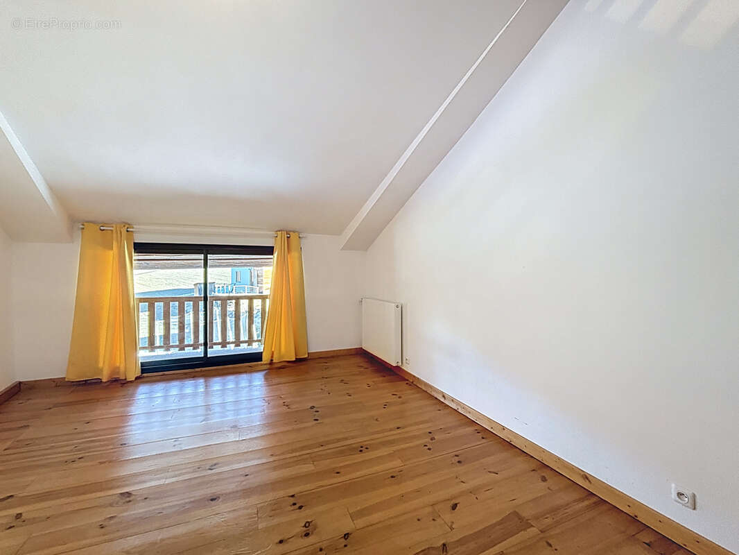 Appartement à JAUSIERS