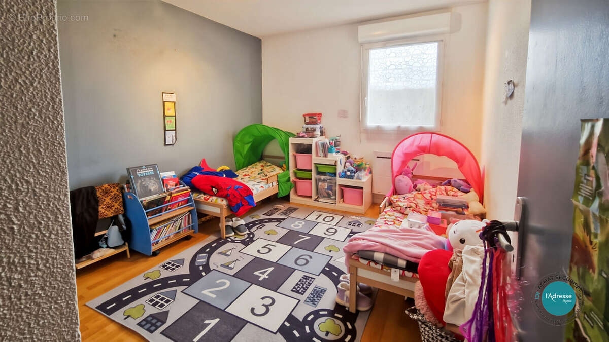 Appartement à SAINT-FARGEAU-PONTHIERRY