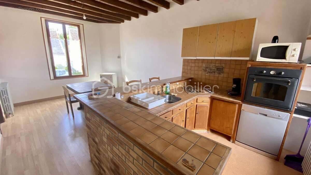 Maison à SAINT-MAURICE-AUX-RICHES-HOMMES