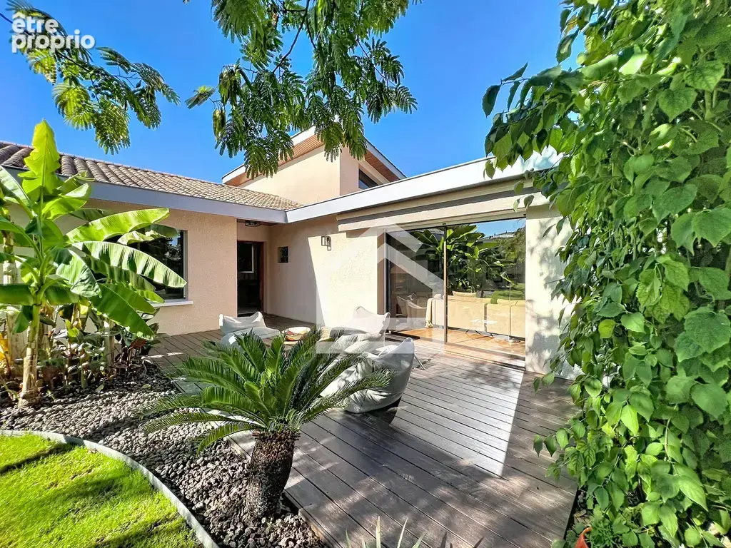 Saint Aubin de Médoc - Villa familiale avec piscine et garage dans un quartier privilégié - photo 2