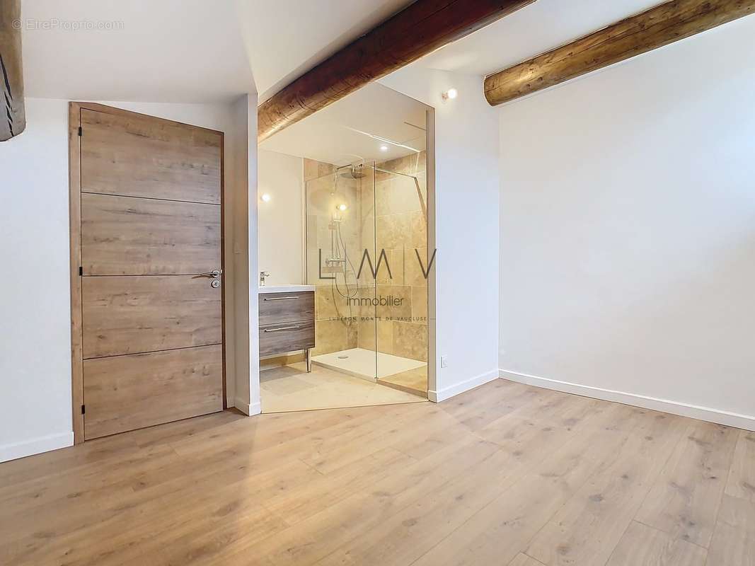 Maison à ROUSSILLON