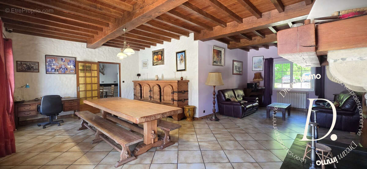 Maison à SAINTE-MARIE-DE-GOSSE