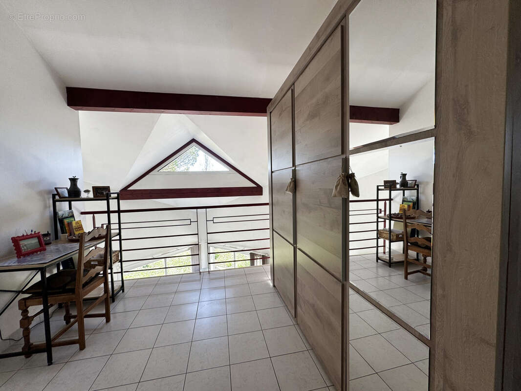 Maison à SAINT-MARCEL-LES-VALENCE