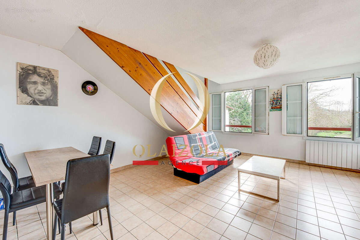 Appartement à SAINT-PEE-SUR-NIVELLE