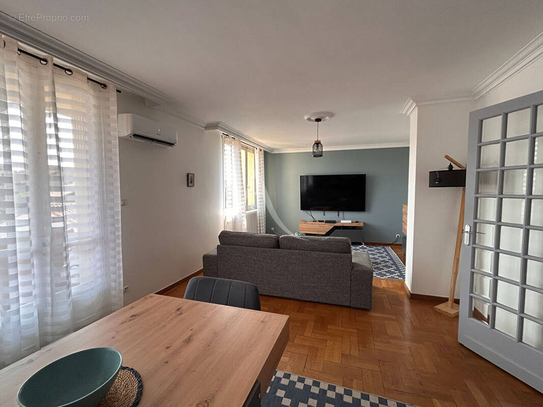 Appartement à CARCASSONNE