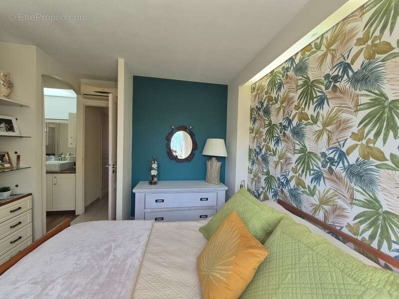 Maison à SOLLIES-VILLE