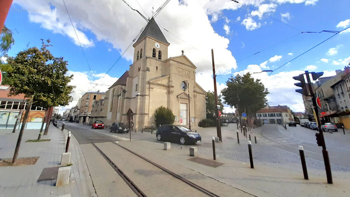 Maison à GENNEVILLIERS