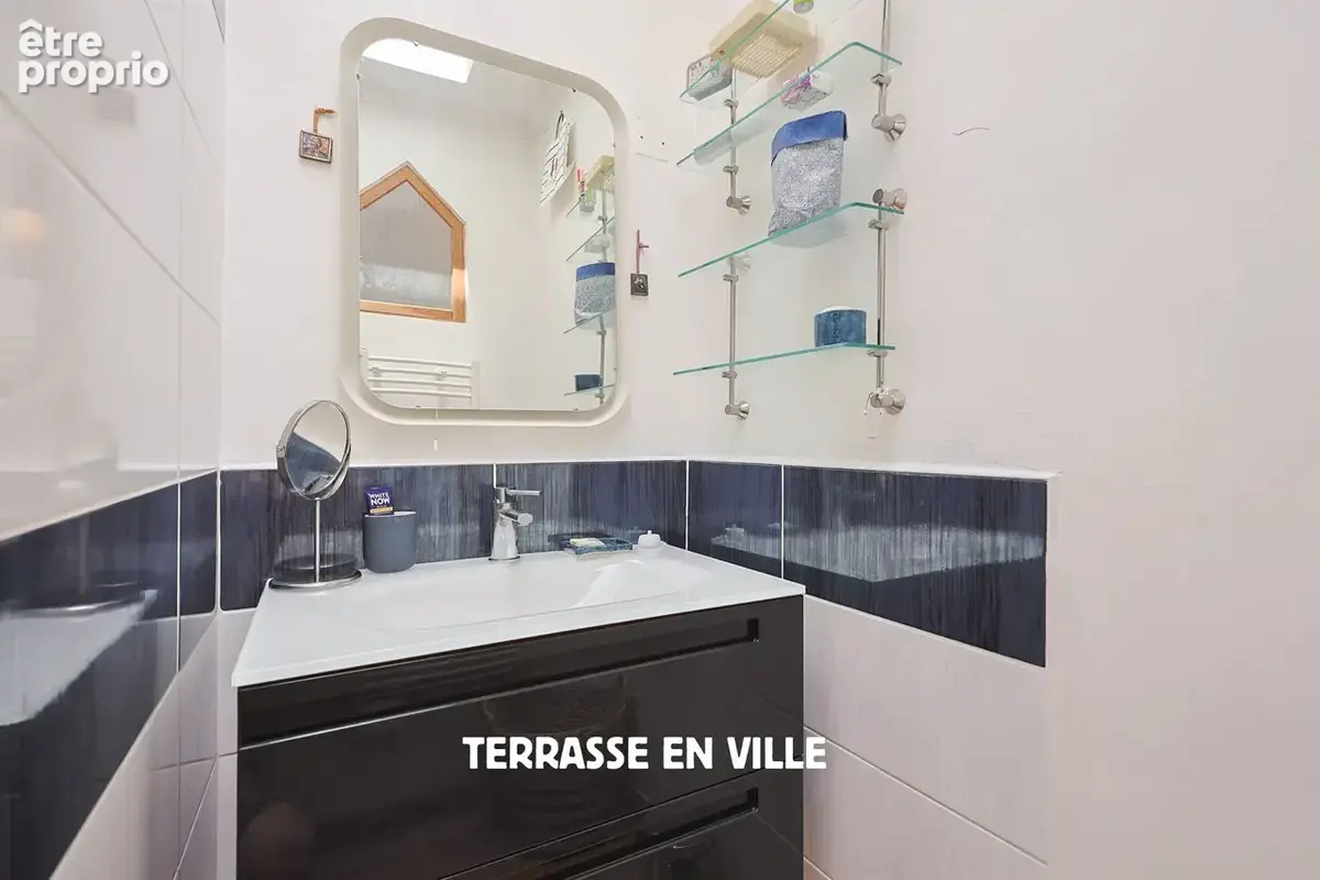 La ciotat - grand t3 style loft - 68m2 - terrasse 14m2 - proche port et plages - dernier etage - 399 000€ - photo 11