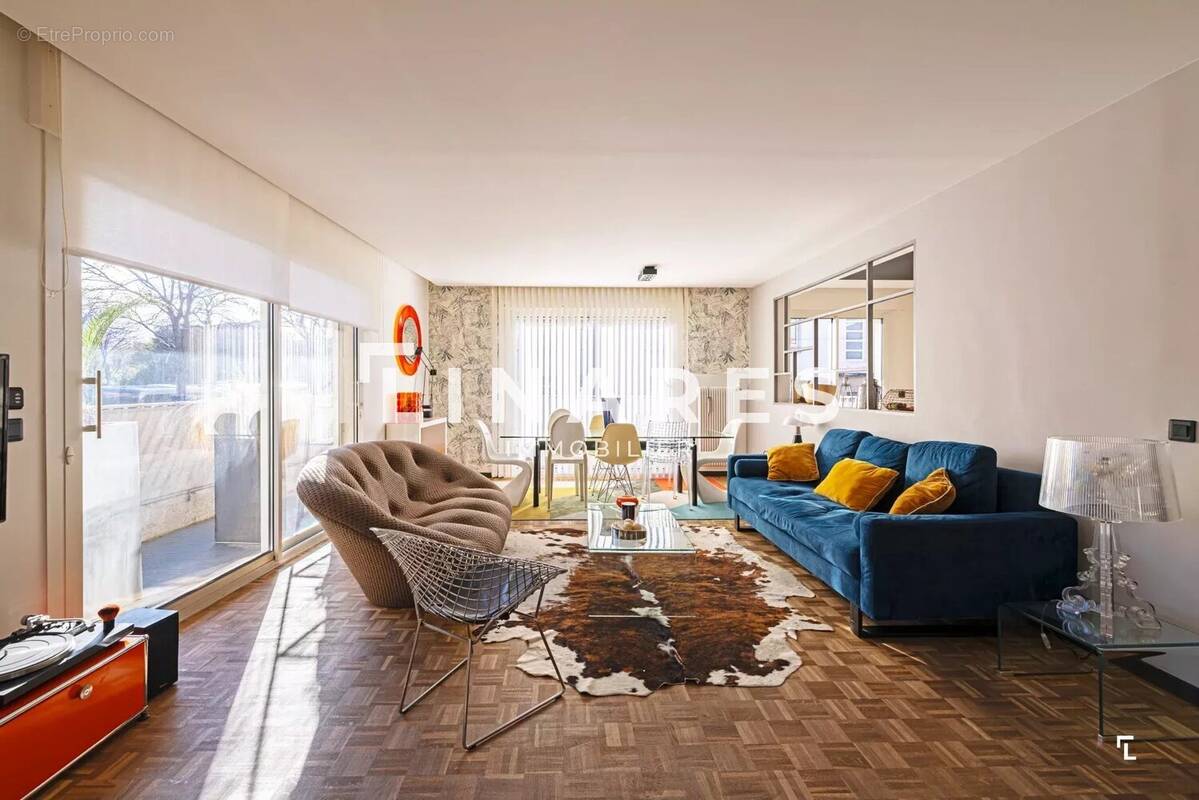 Appartement à MARSEILLE-9E