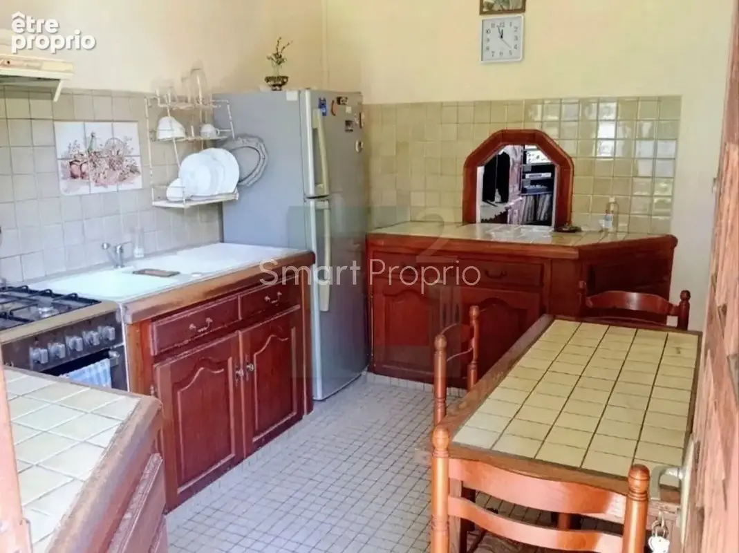 Maison familiale 6 pièces centre ville Basse-terre - photo 2