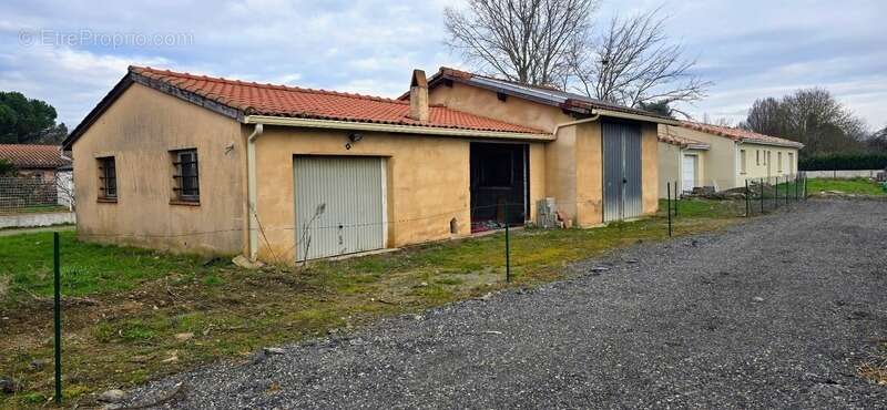 Maison à SAINT-JORY