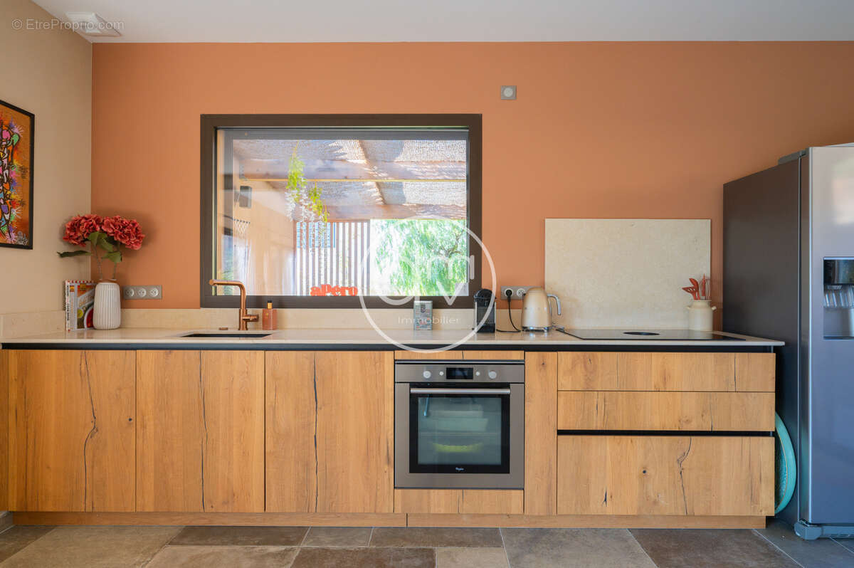 Maison à LE CASTELLET