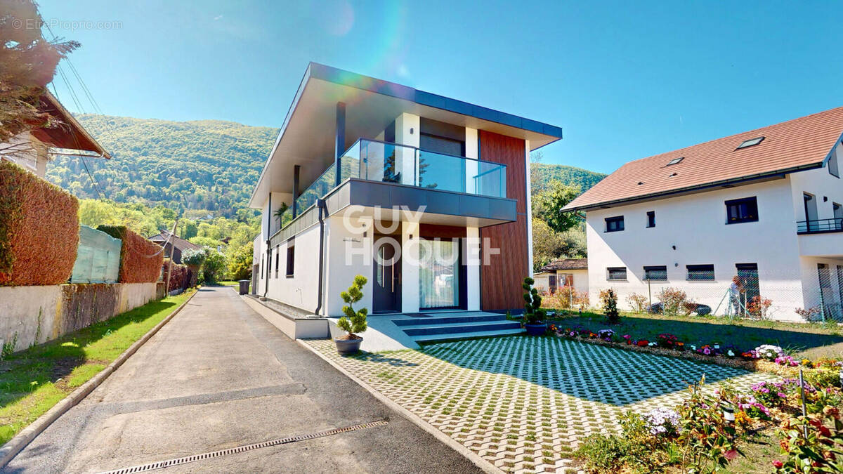 Maison à SEVRIER