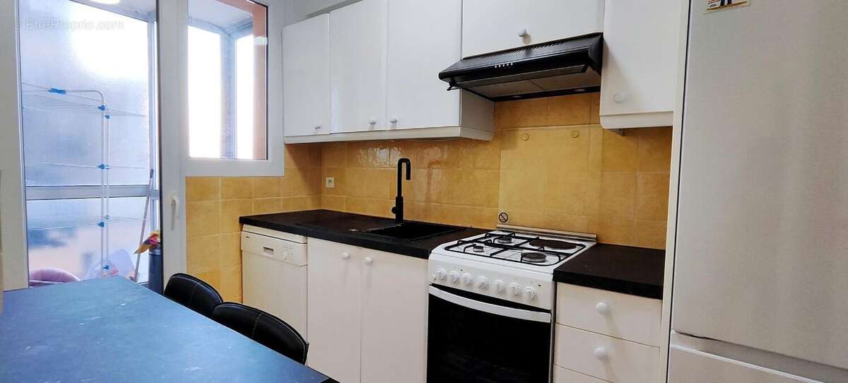 Appartement à VALLAURIS
