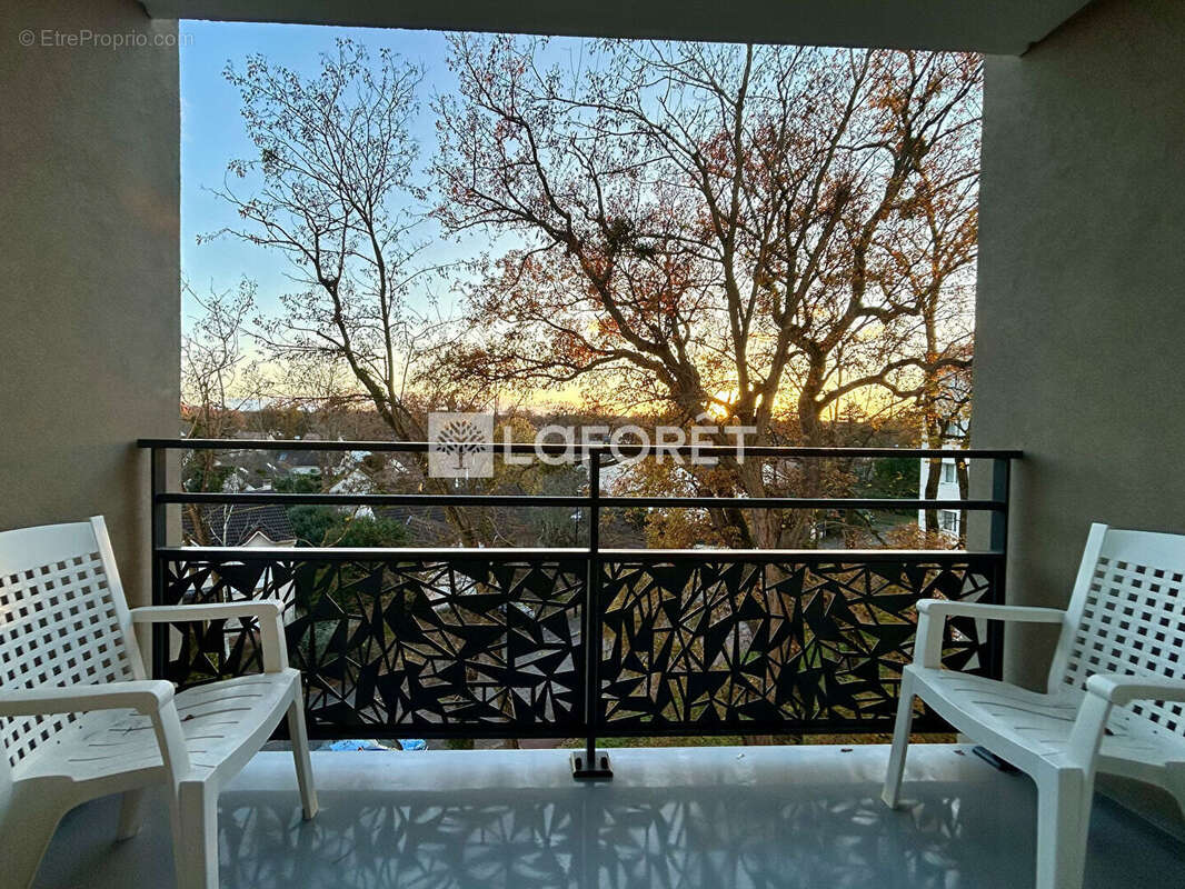 Appartement à VERNEUIL-SUR-SEINE