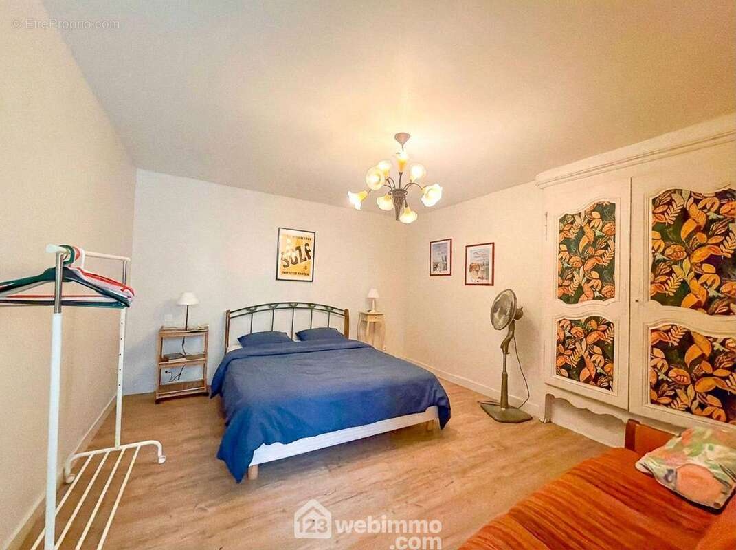 Chambre 2 - Maison à CUREL