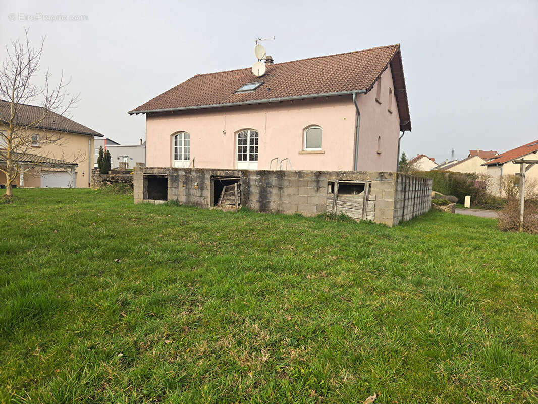 Maison à TETING-SUR-NIED