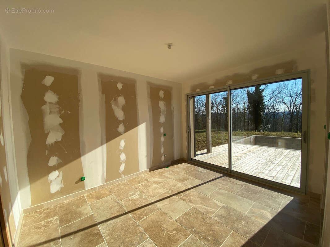 Maison à PUY-L'EVEQUE