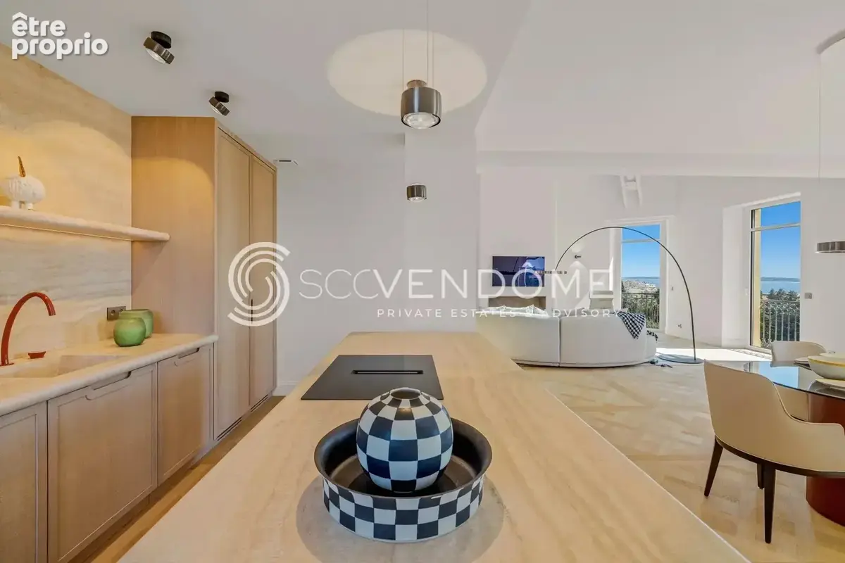 Cannes - spacieux duplex 4 chambres vue mer panoramique  a vendre - photo 4