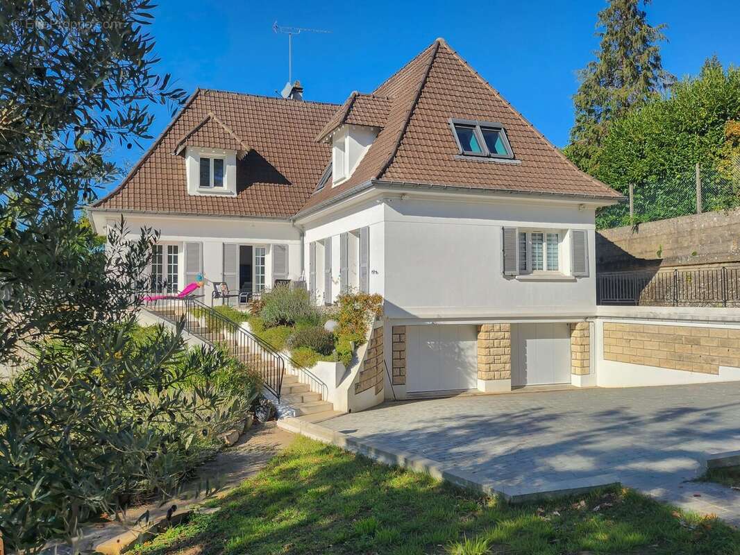 Maison à MARCOUSSIS