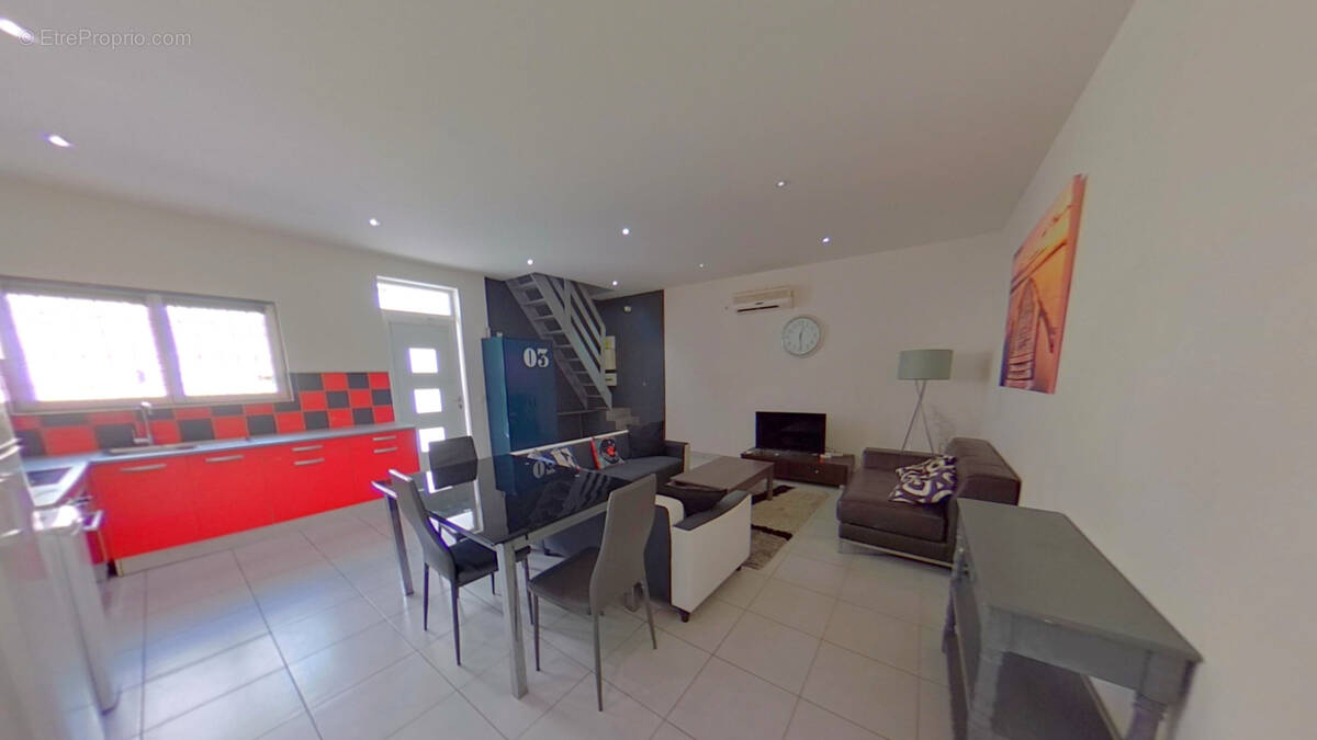 Maison à MARSEILLE-1E