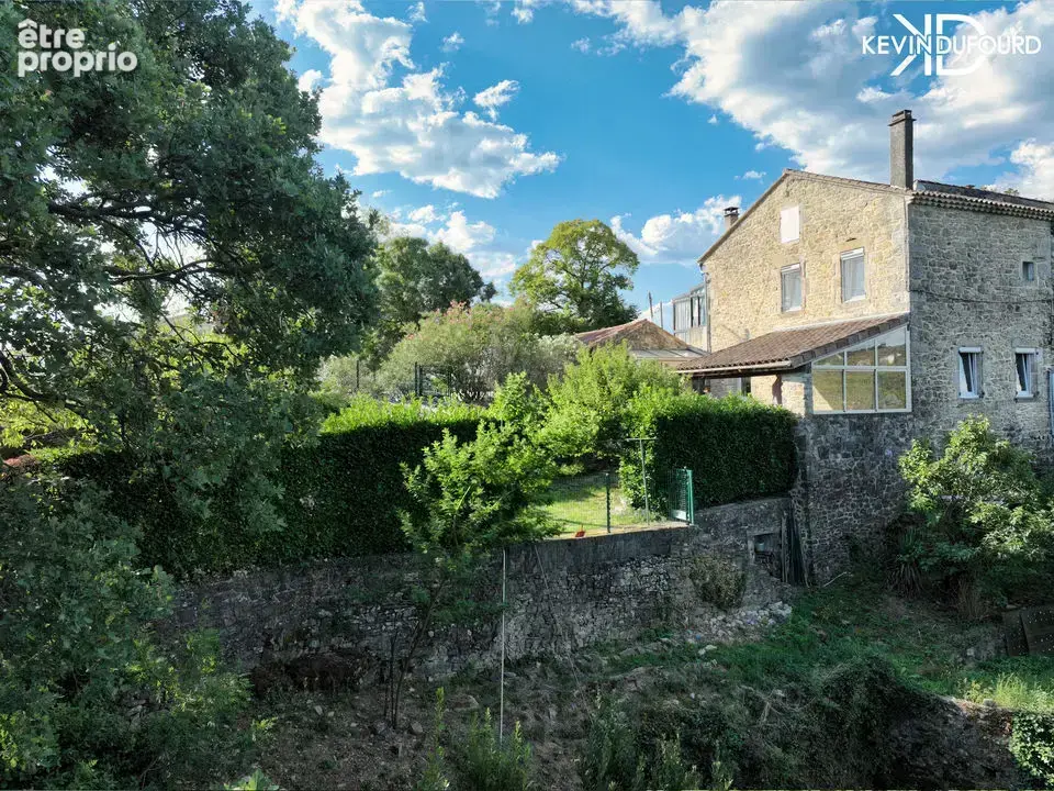 Maison de ville de 95m² sur un terrain de 1.800 m² à AUBENAS - photo 11